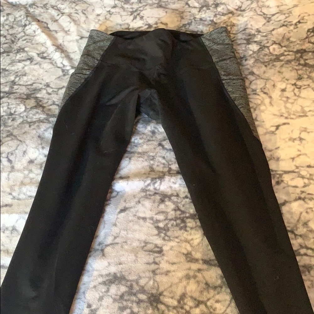 Old Navy Active Go Dry 7/8 Leggings